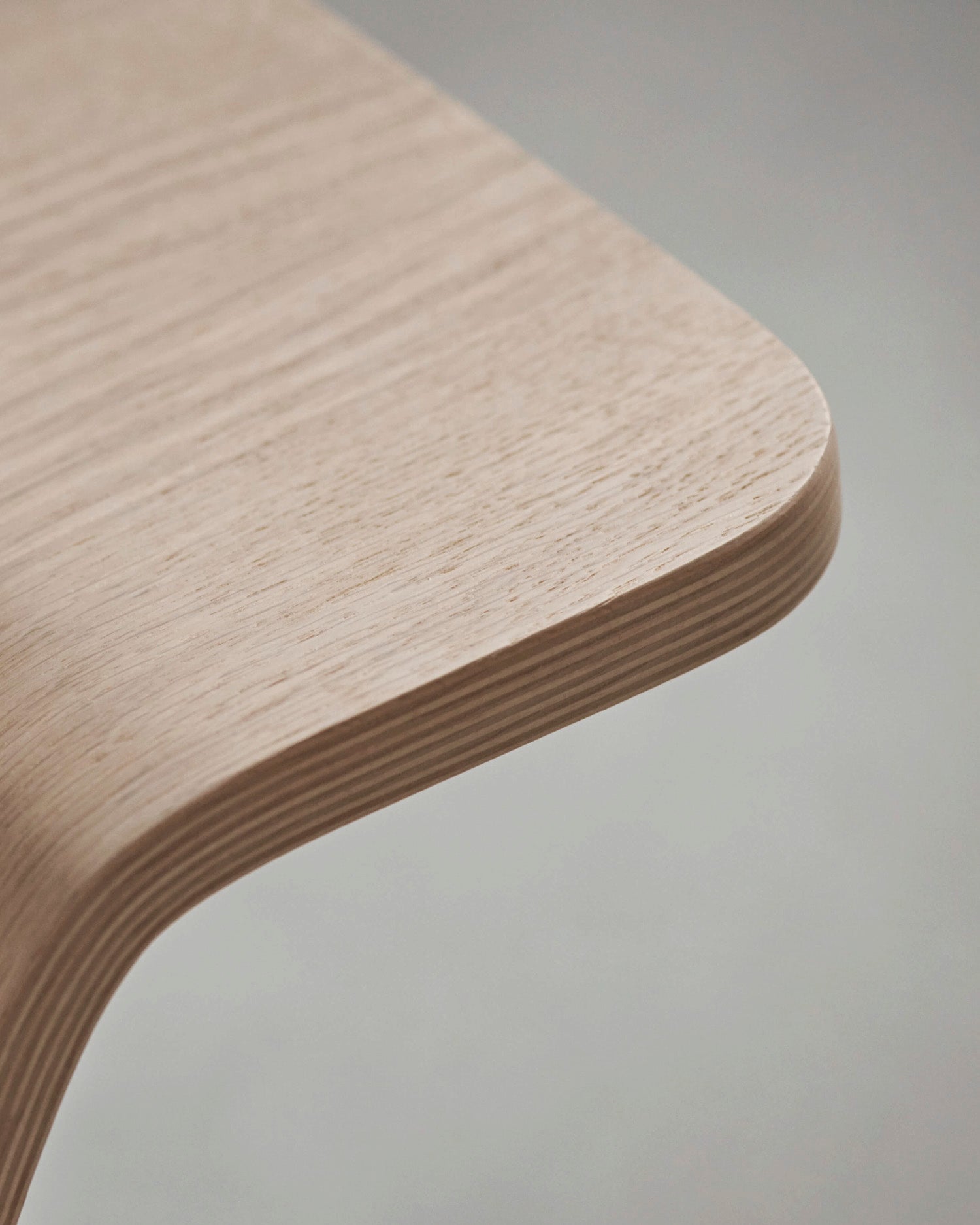 Banqueta X-Stool de roble natural 40 x 33 cm