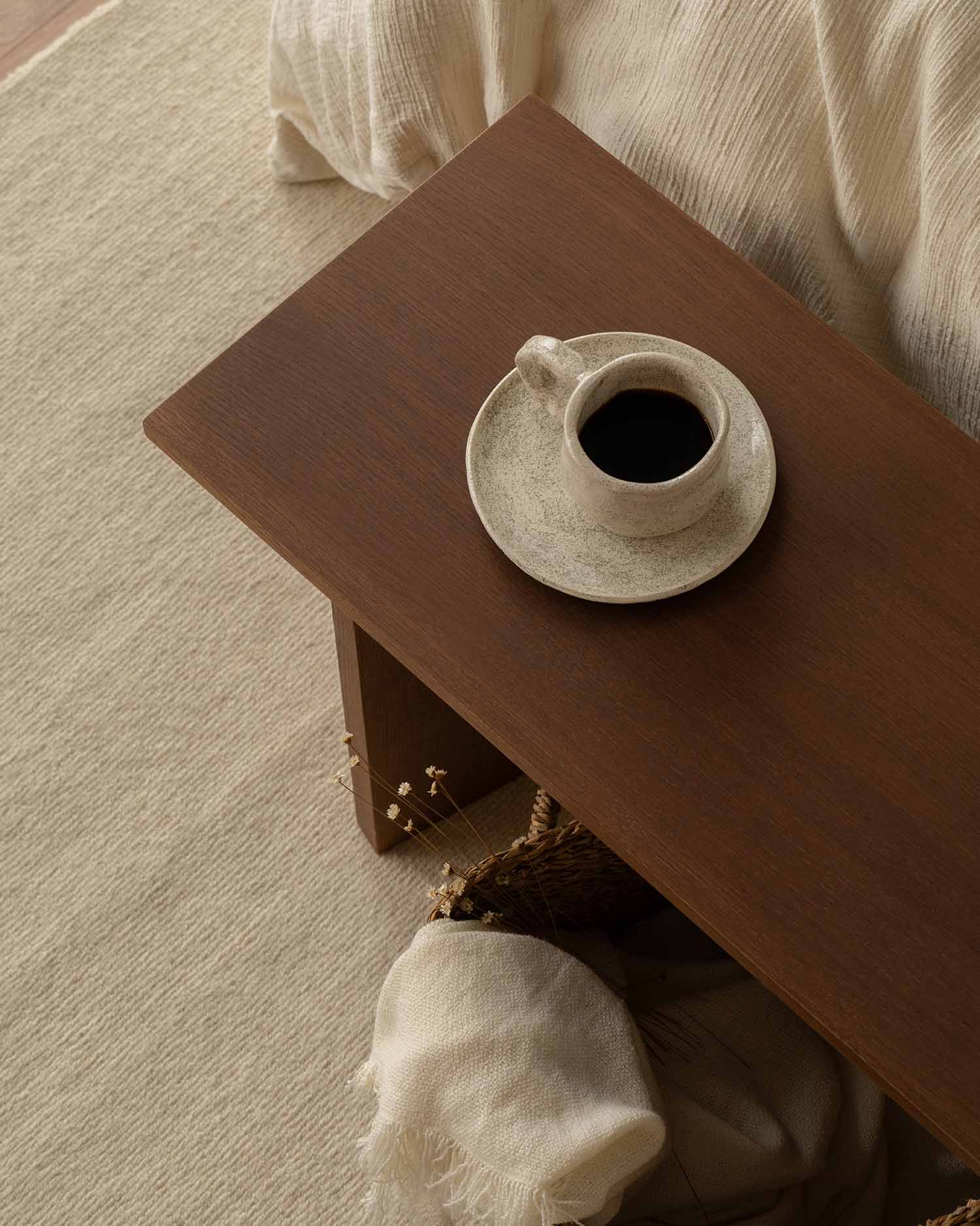 Banco Kyo de roble moka 120 x 35 cm