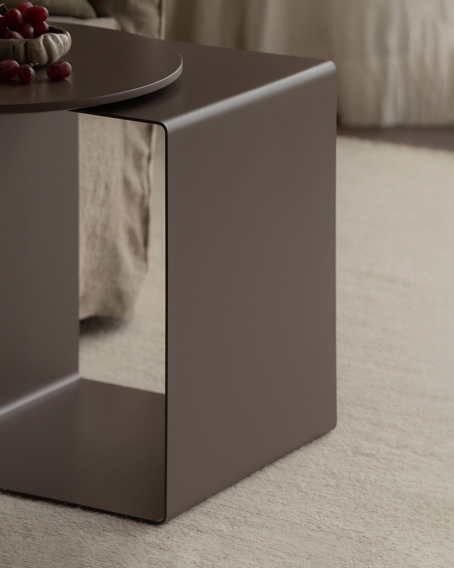 Mesa auxiliar metálica Mia brown ø 48 cm