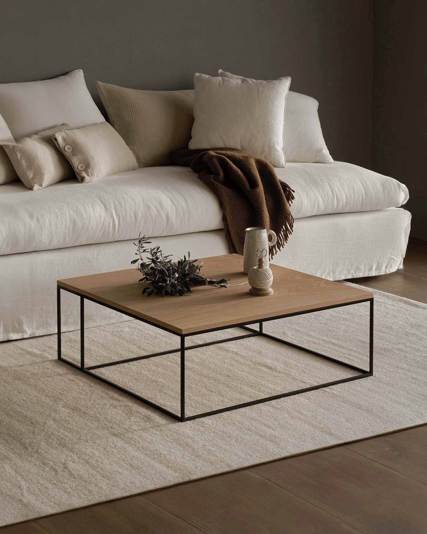 Conjunto de mesa de centro y mesa auxiliar Petra de roble natural