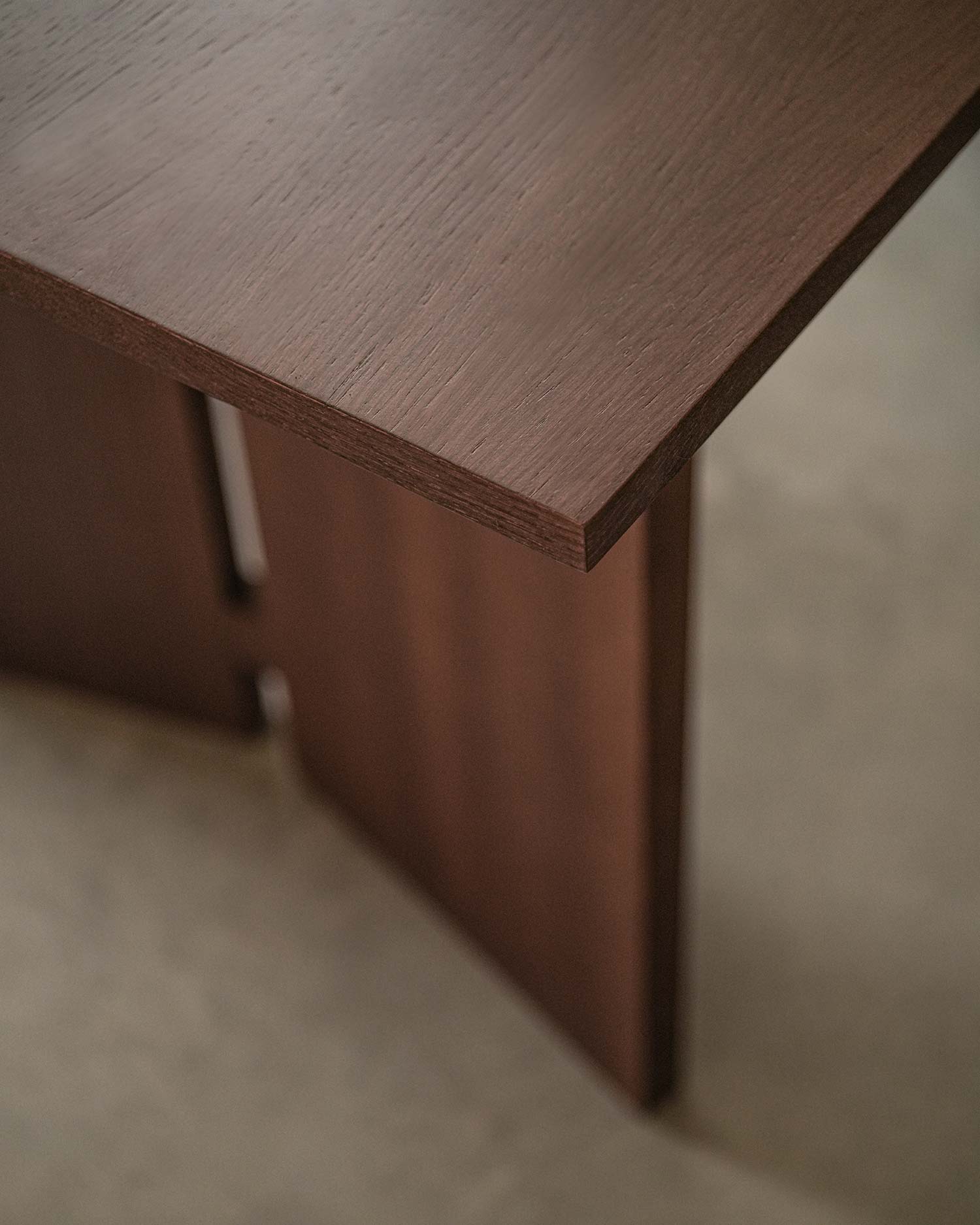 Mesa de comedor Kyo de roble moka 180 x 90 cm