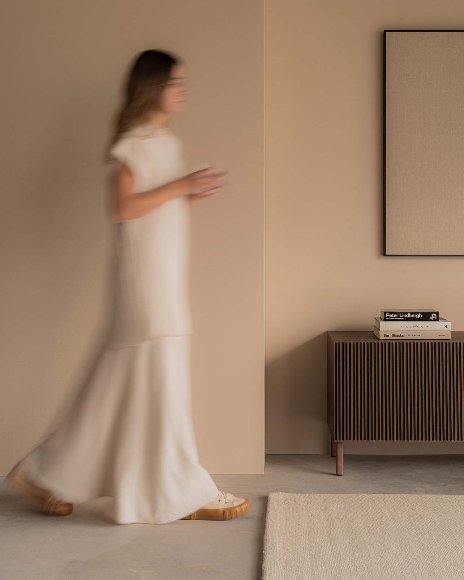 Mueble de TV Norai de nogal 180 x 40 cm