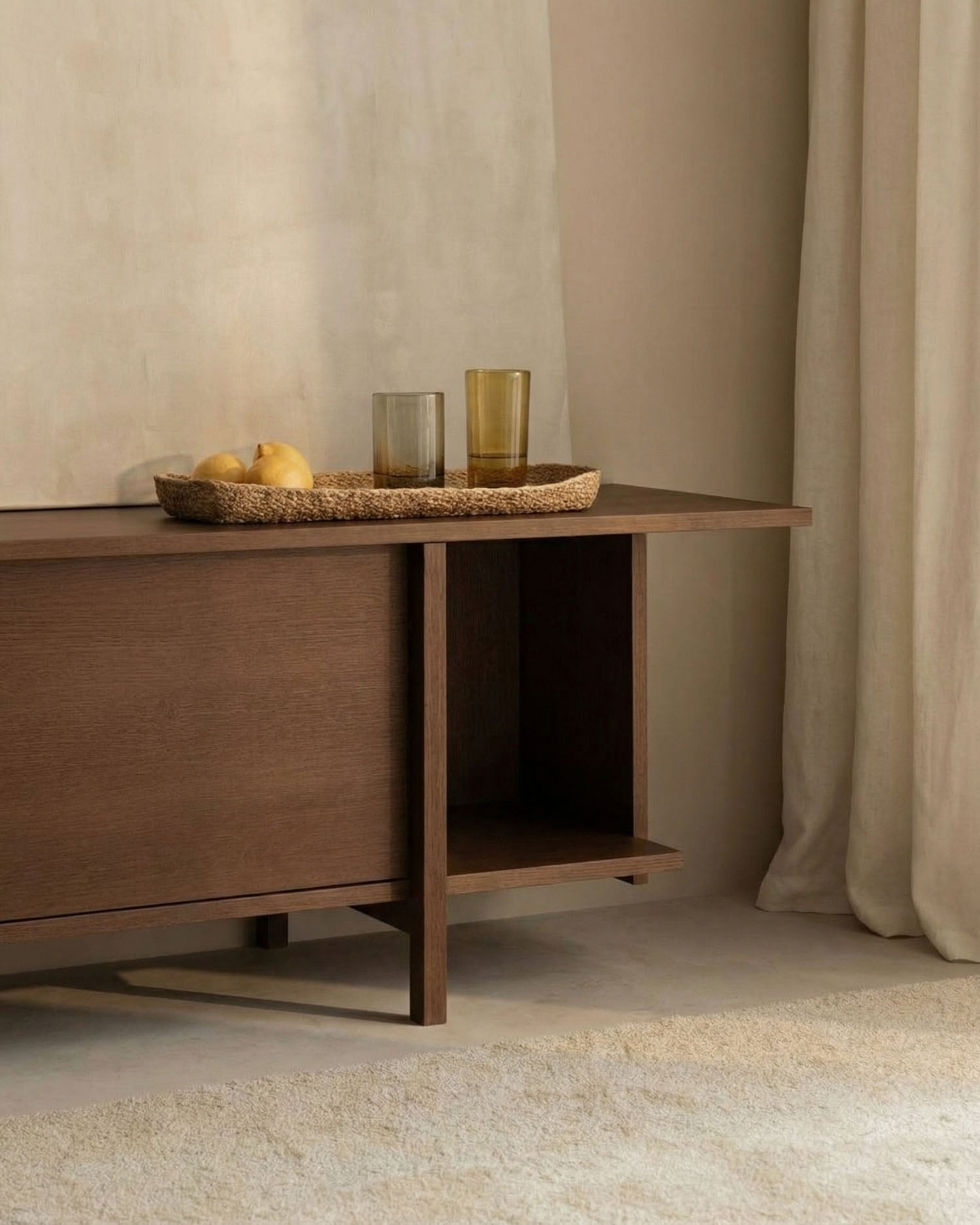 Mueble de TV Kai de roble moka 190 x 44 cm