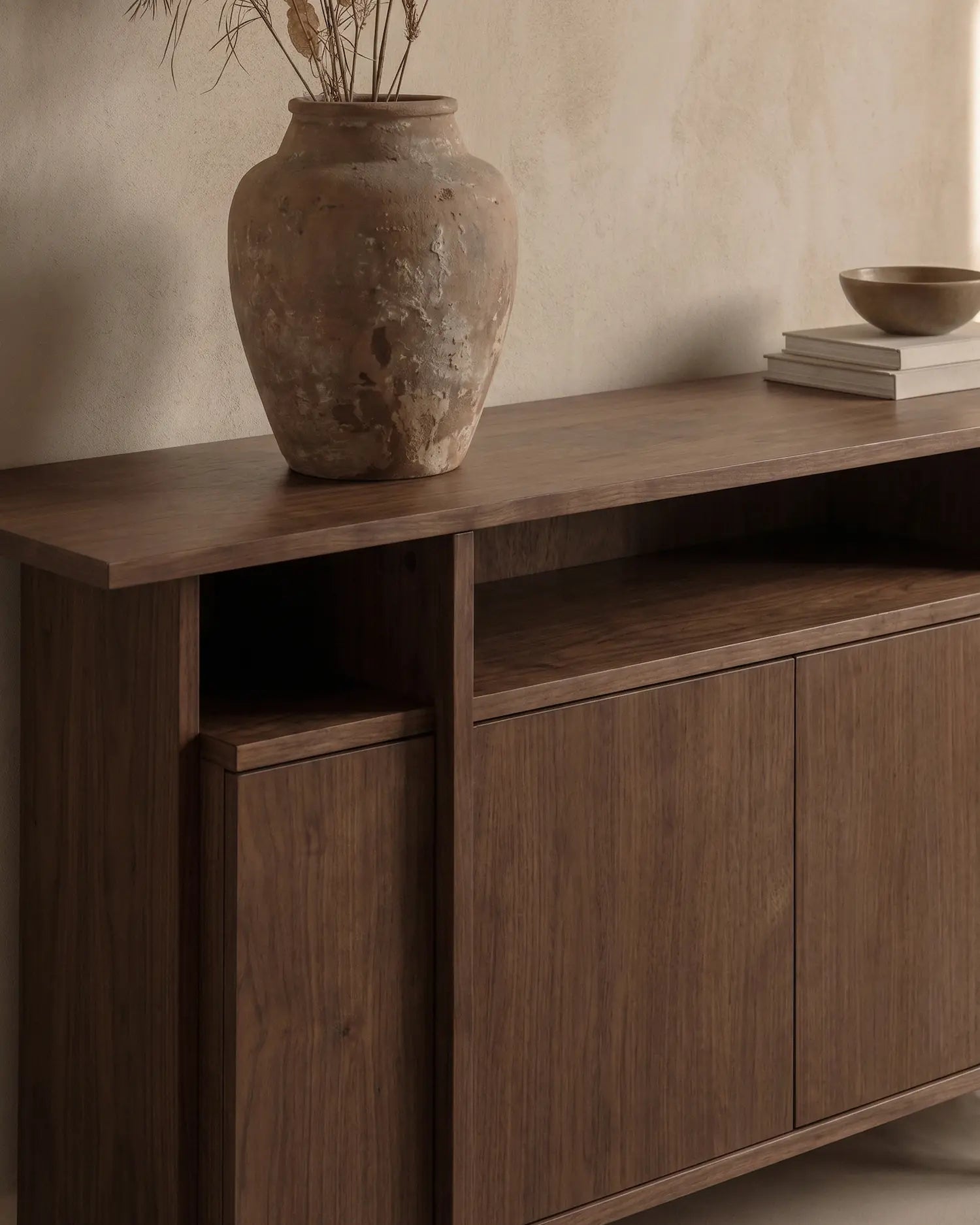 Aparador Kai de roble moka 160 x 44 cm