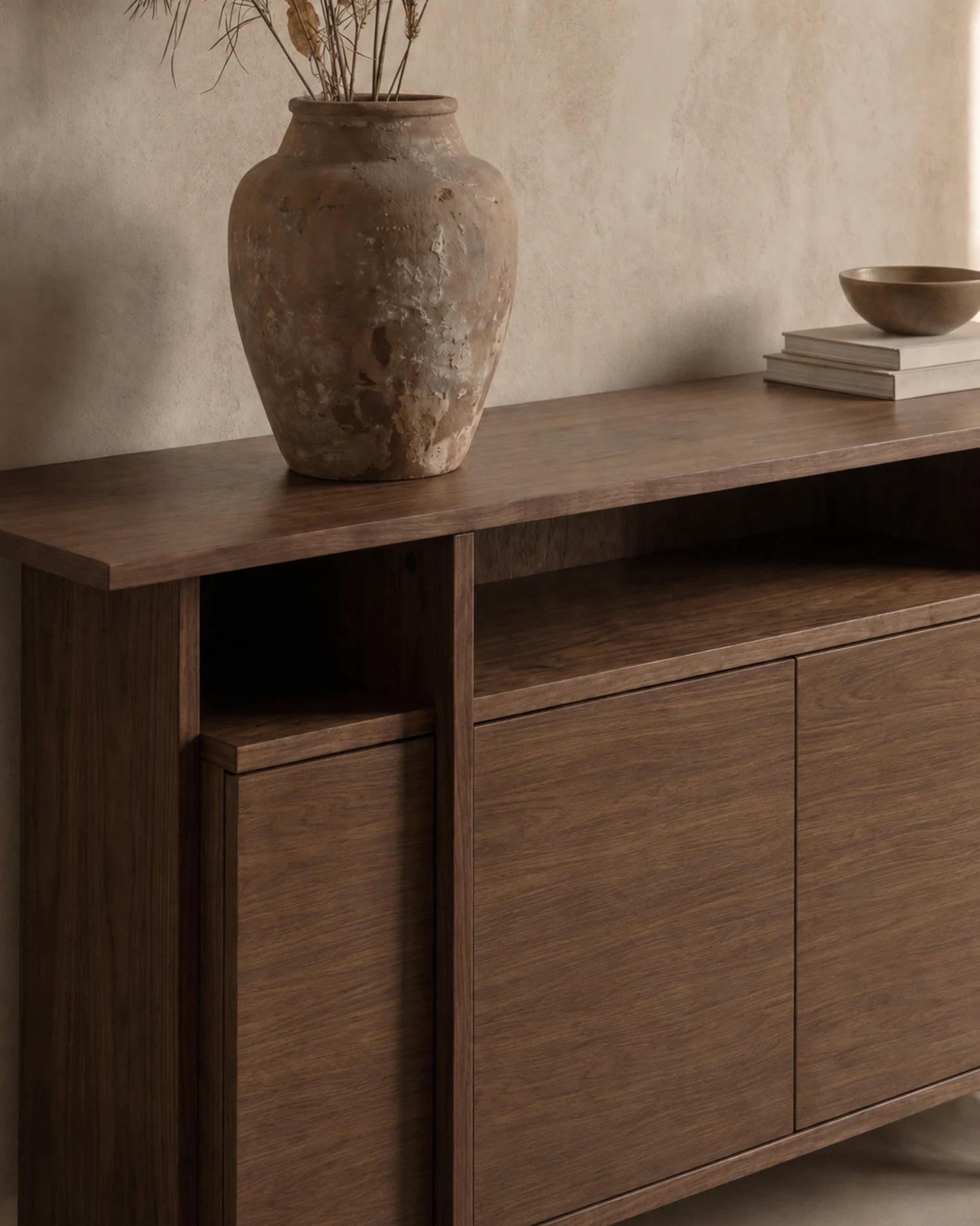 Aparador Kai de roble moka 160 x 44 cm