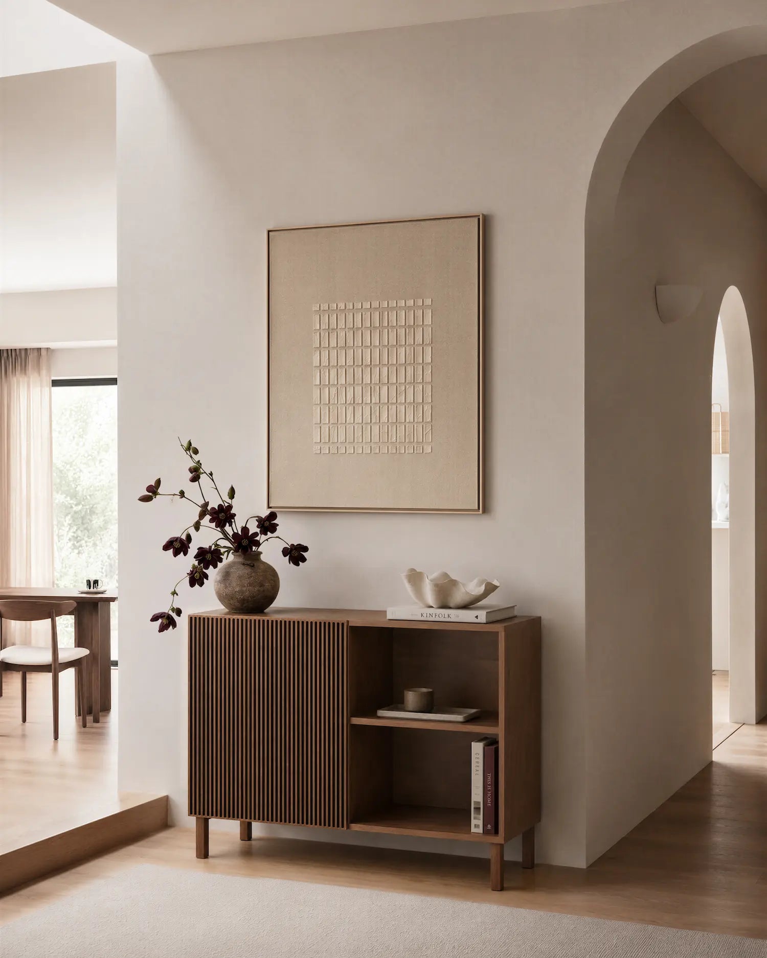 Aparador Norai de nogal con 1 puerta 105 x 40 cm