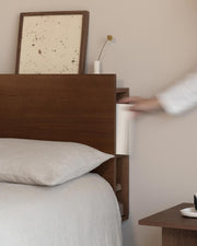 Cabecero Cova roble moka para cama de 150/160 cm con almacenamiento