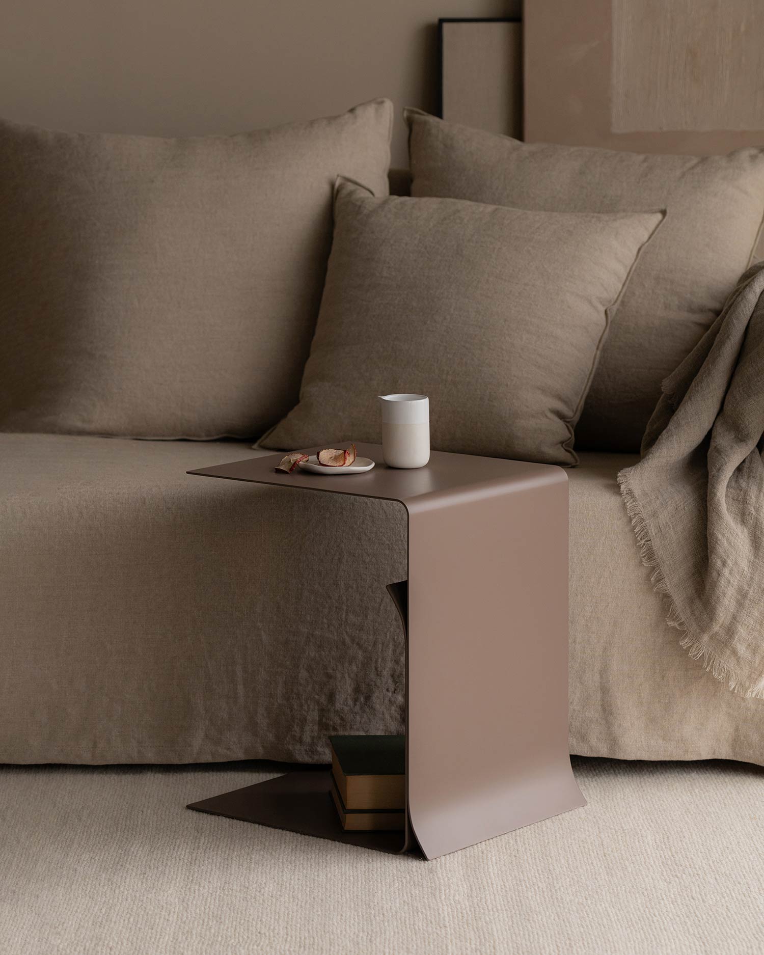 Mesa auxiliar Coma brown 43 x 35 cm