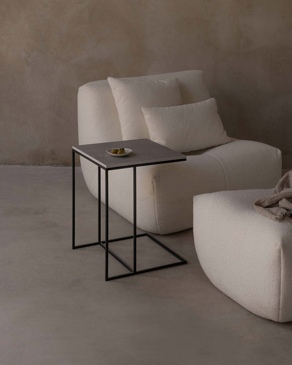 Mesa auxiliar Mini Petra de porcelánico Cemento 40 x 40 cm