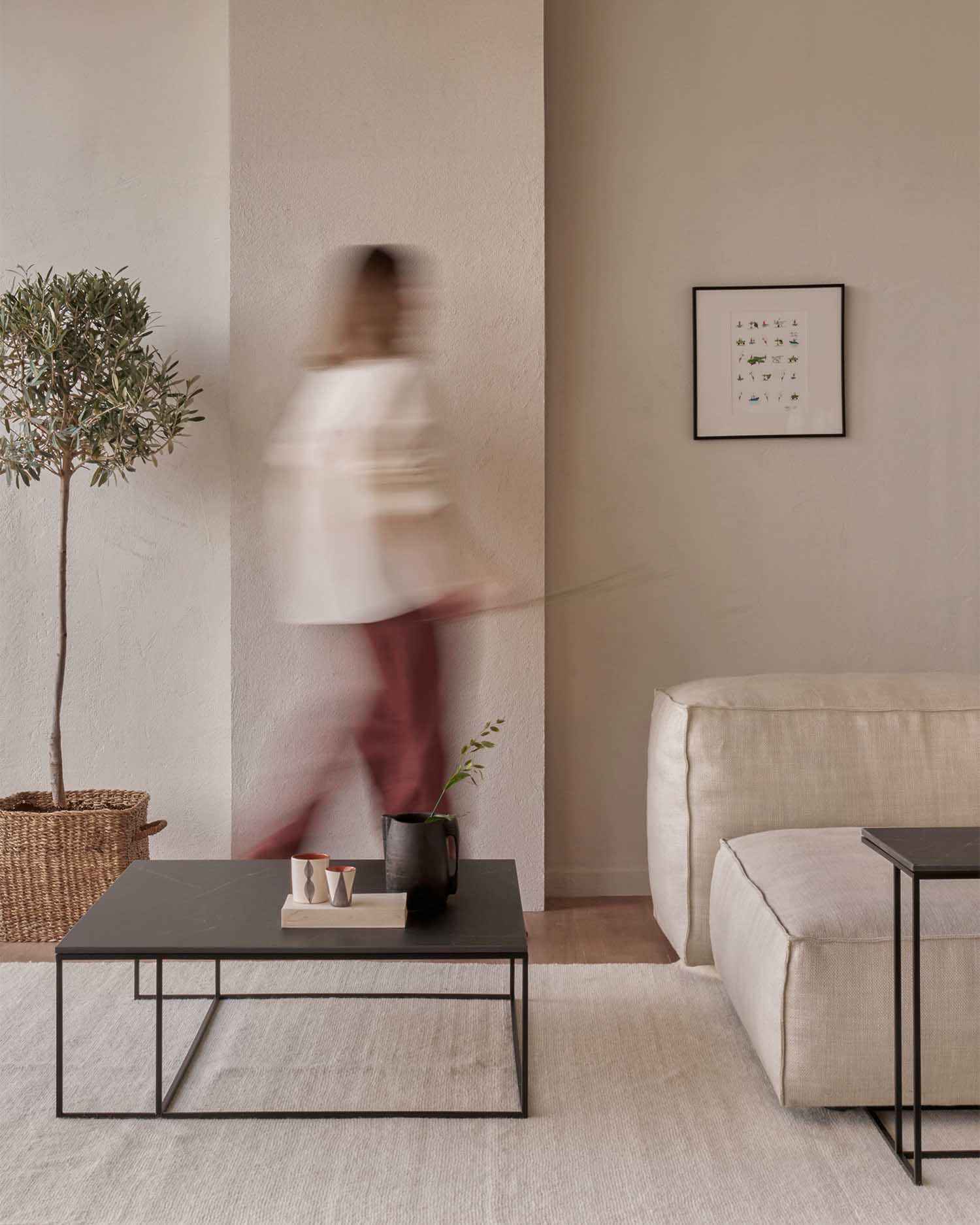 Mesa de centro Petra porcelánico Negro Marquina 80 x 80 cm