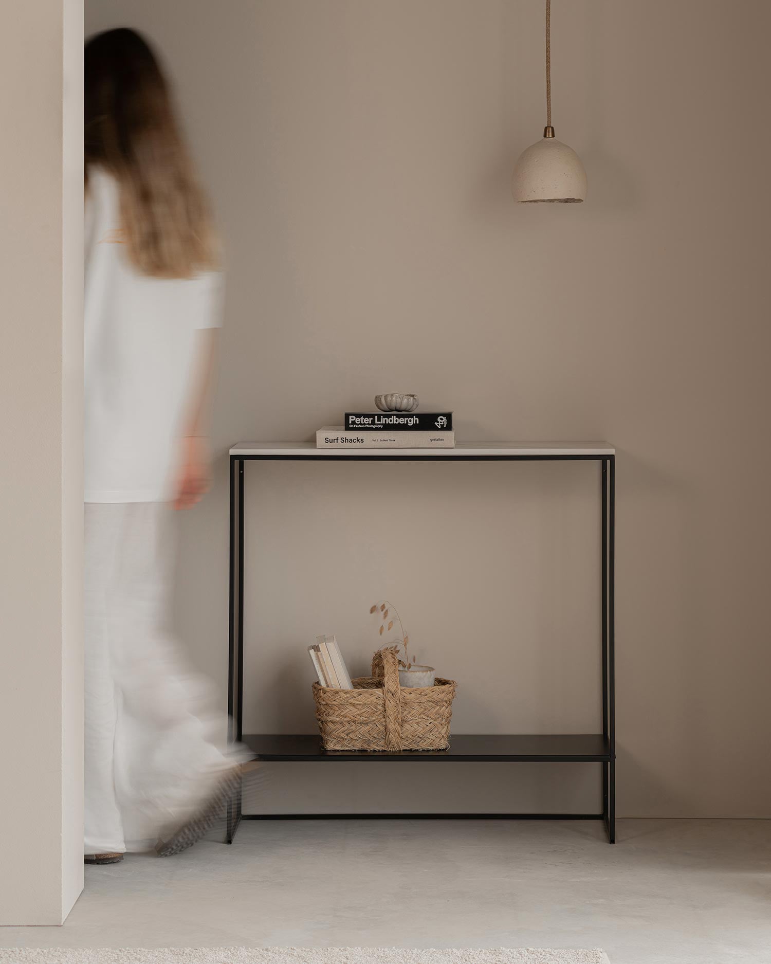 Recibidor Petra porcelánico Calacatta Oro 80 x 30 cm