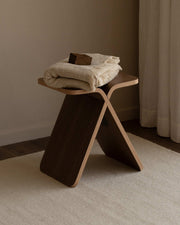 Banqueta X-Stool nogal 40 x 33 cm