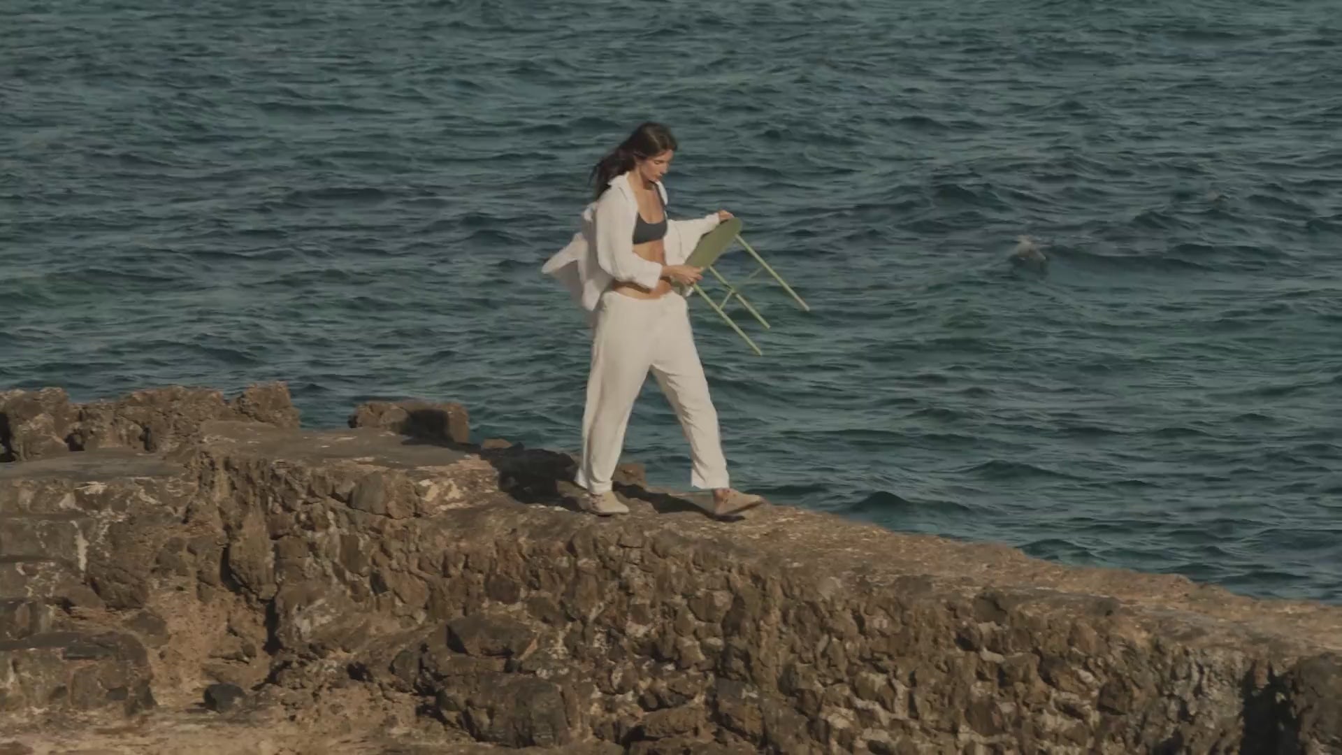 Cargar vídeo: Vídeo de Lavila Home