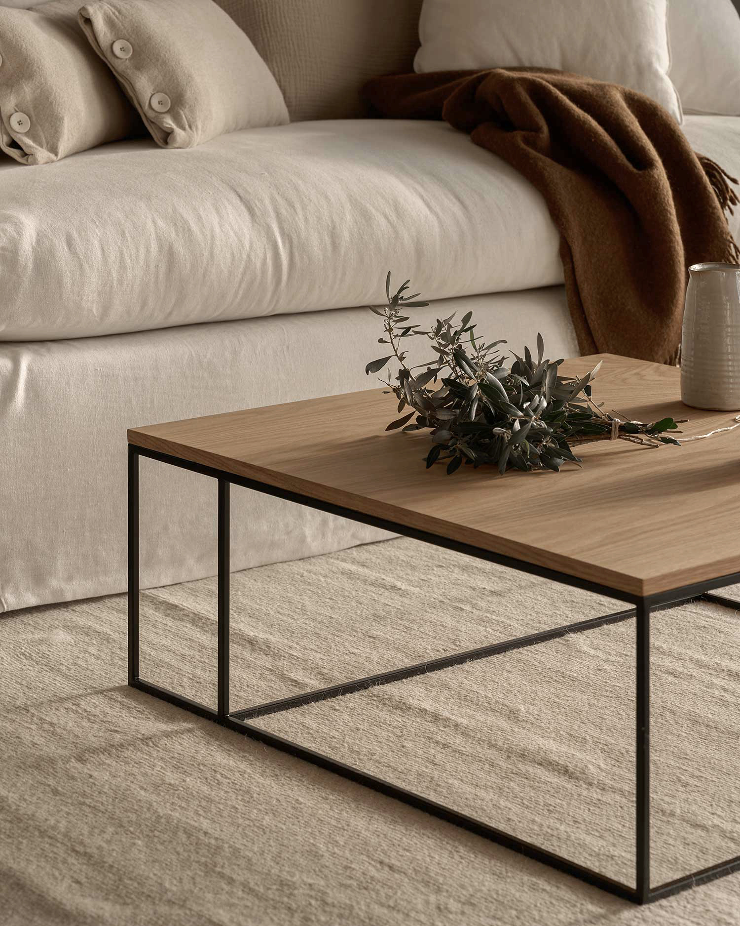 1500_1875_Mesa auxiliar Petra roble lavila 3_01